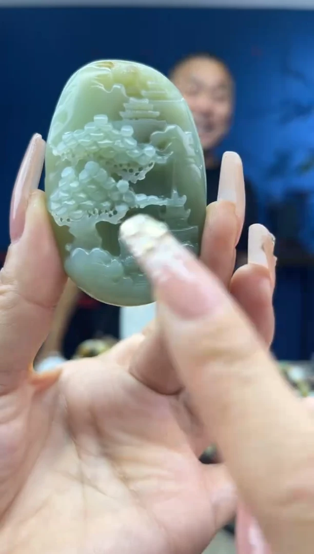 和田玉未镶嵌颈饰1