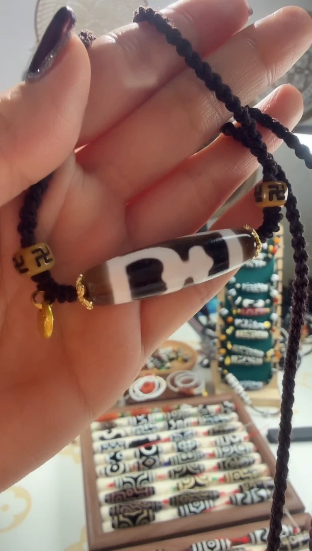 未镶嵌颈饰玛瑙/玉髓宝瓶