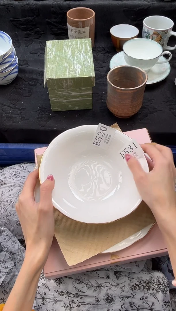瓷片我**花       E530