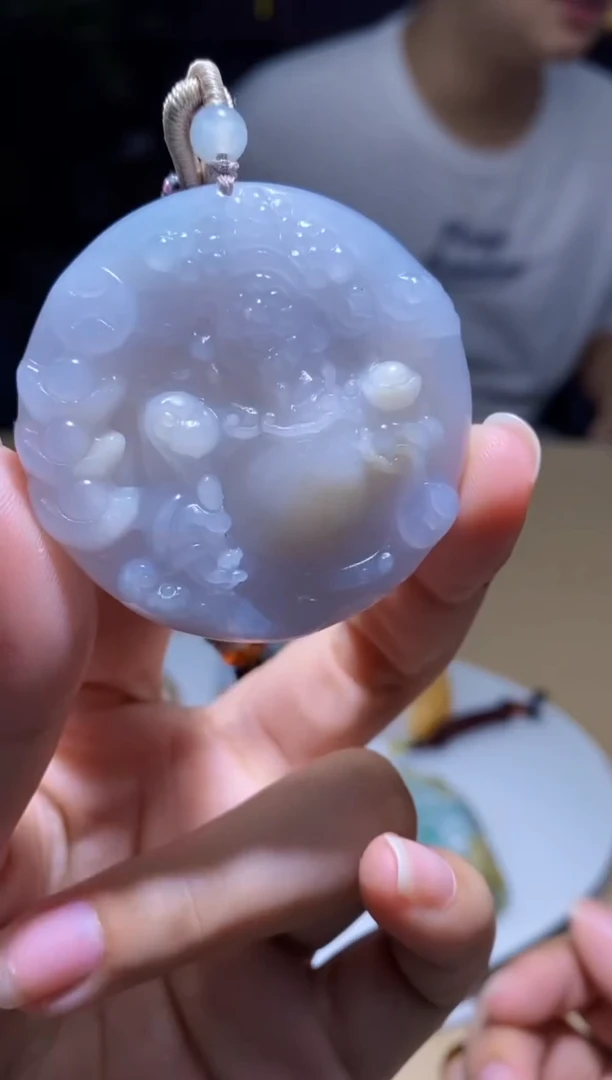 未镶嵌定制翡翠挂件