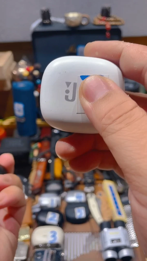 瓷片闪购商品 如图所示