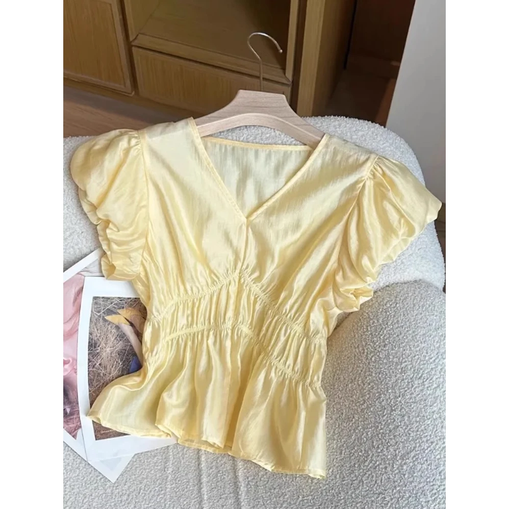 时尚减龄衬衫女2025夏季新款韩版纯色褶皱收腰V领小衫百搭上衣潮