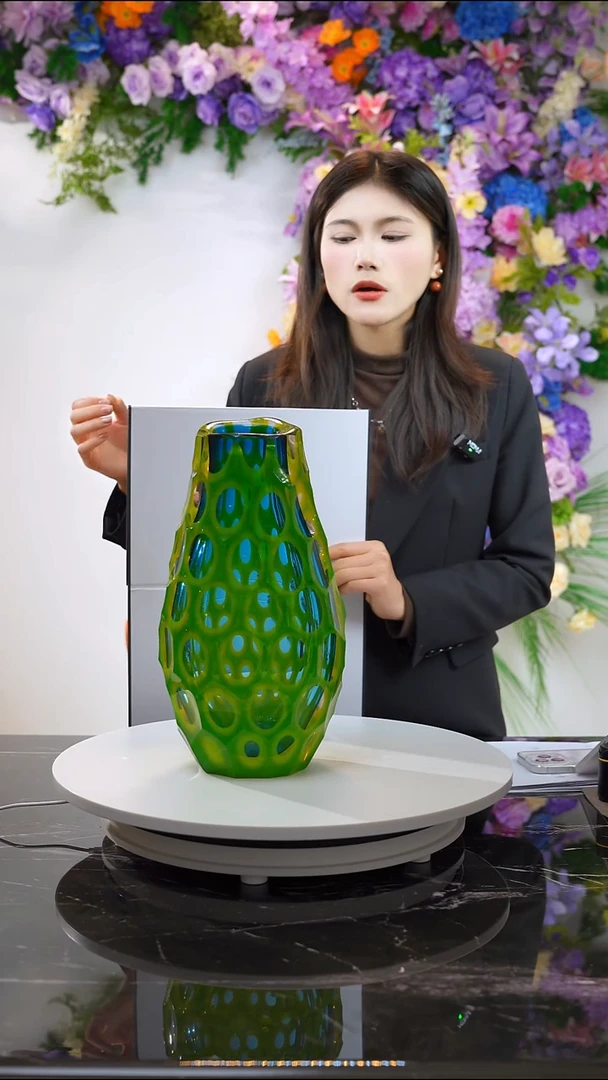 手工艺品琉璃淡绿波点龟背竹琉璃花器摆件