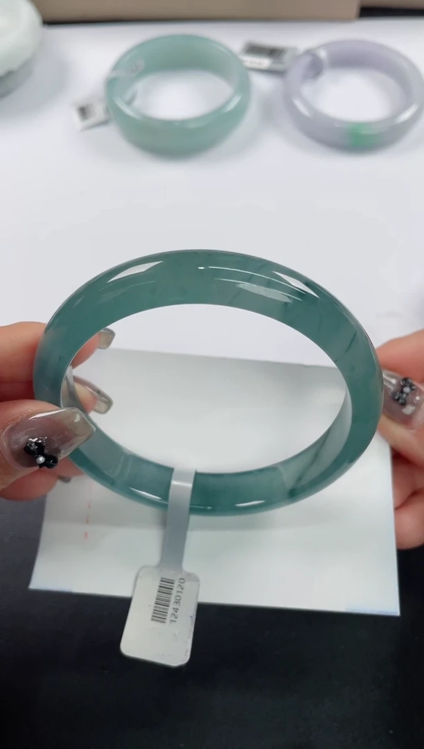 未镶嵌手镯翡翠基地发货H8973