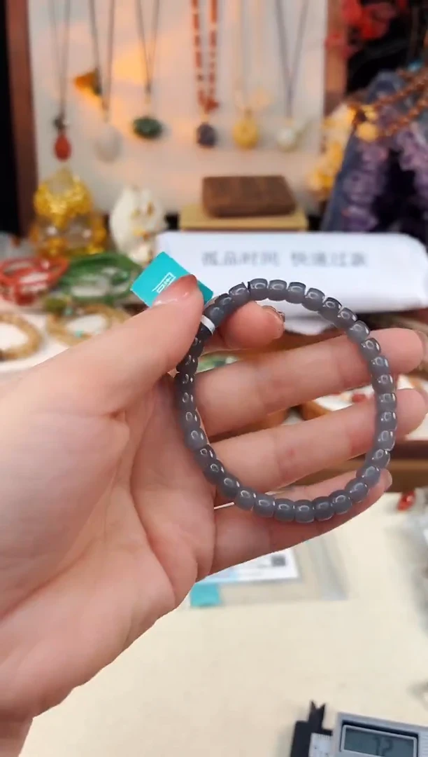 未镶嵌和田玉手饰@@E921D018057