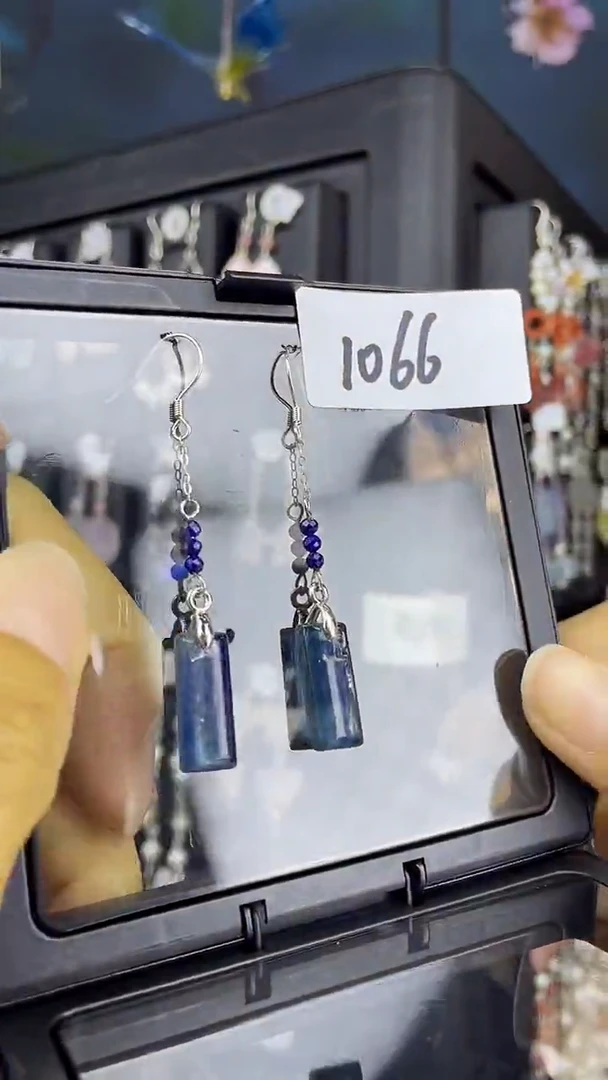 未镶嵌蓝晶石1喜欢拍微瑕