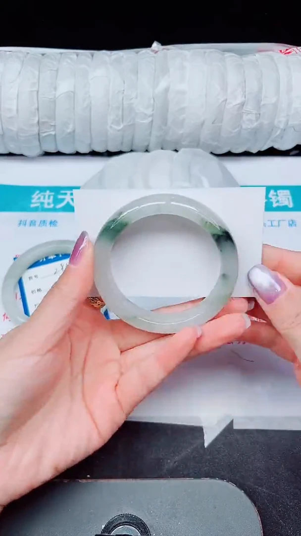 未镶嵌手镯石英质玉292-52/53