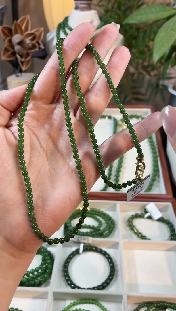 颈饰未镶嵌和田玉（碧玉）4辣菠无矿毛衣链