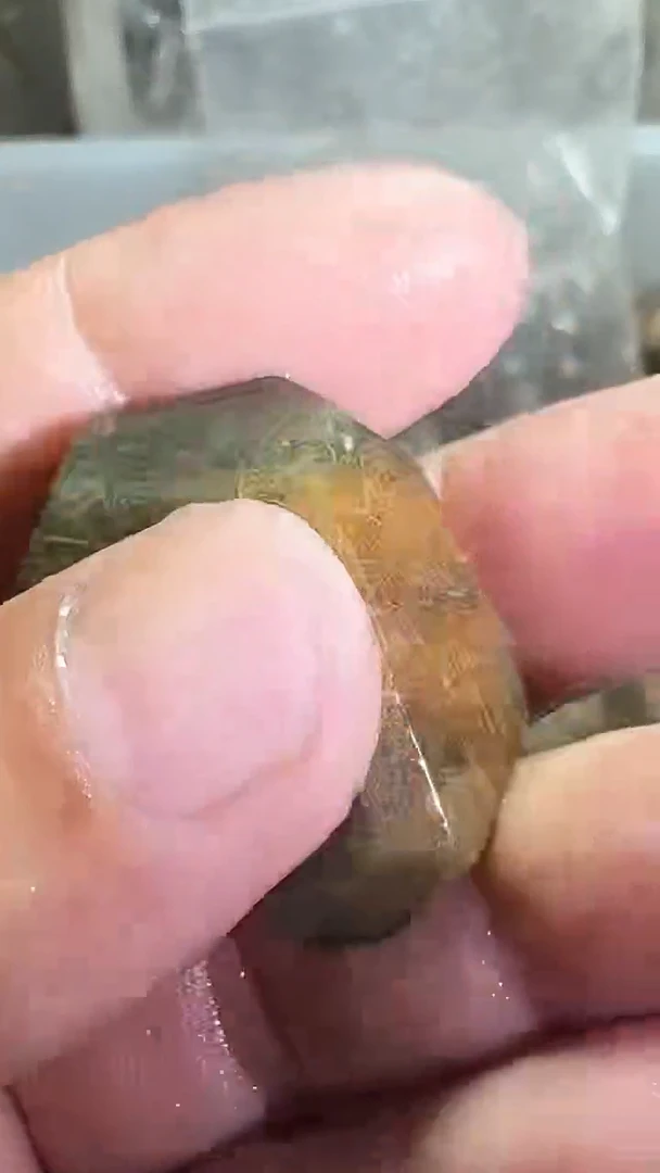 水晶珠宝半成品未镶嵌R****瑞瑞，水晶