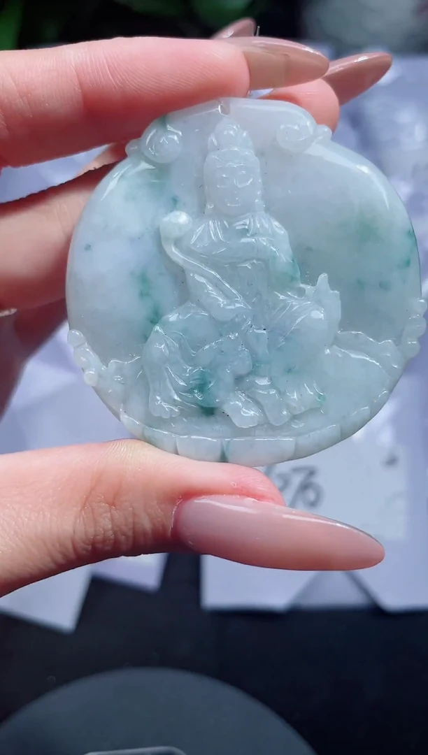 颈饰未镶嵌翡翠翡翠多样性发其一