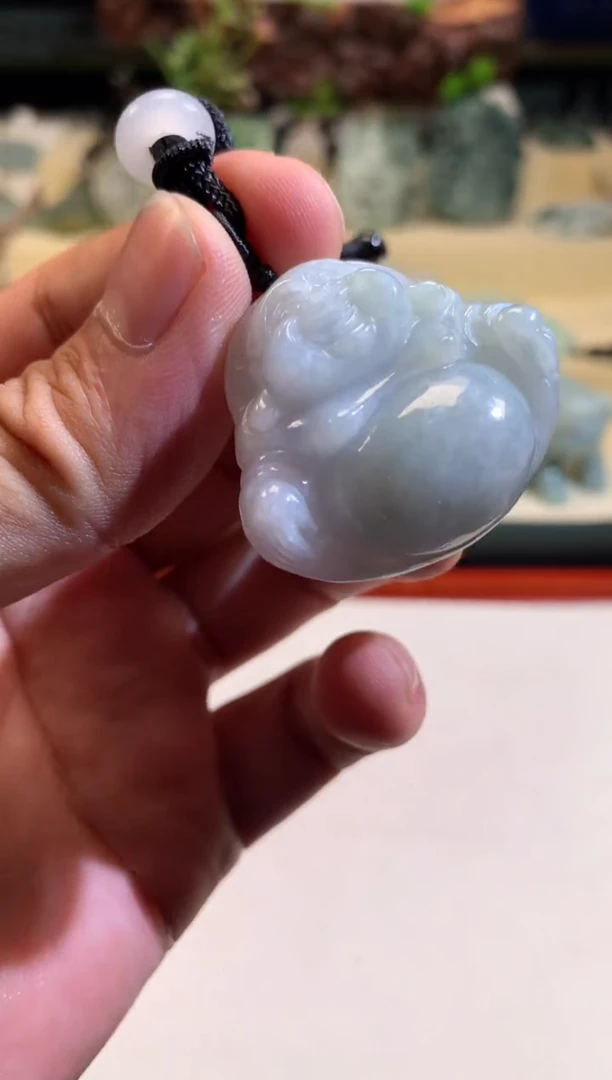 翡翠未镶嵌颈饰6/03/042