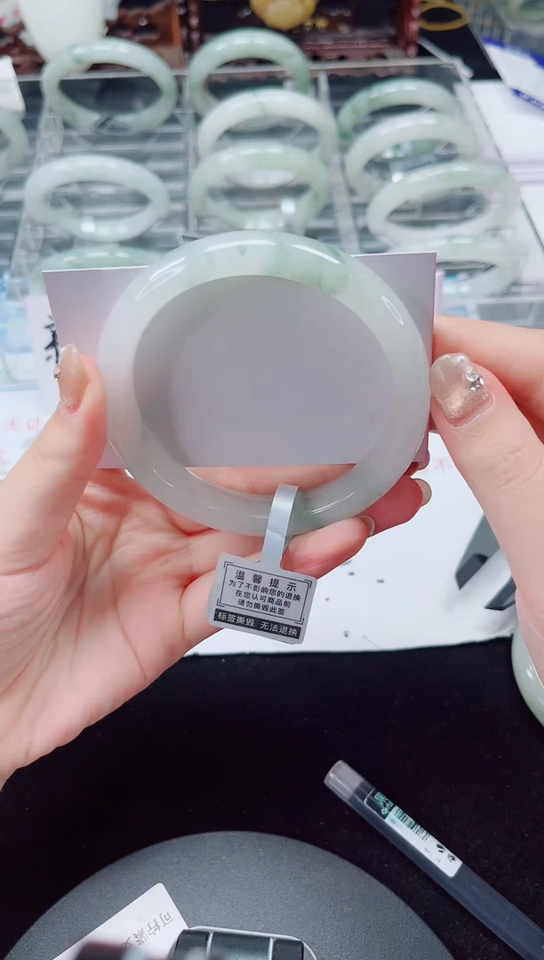 未镶嵌手镯石英质玉232-61/62