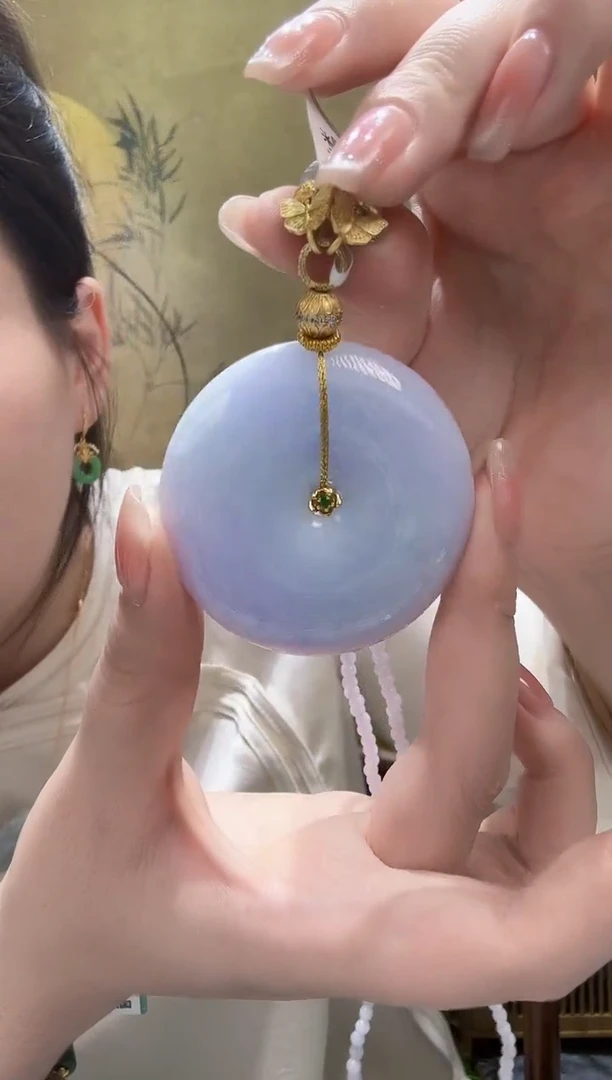 翡翠未镶嵌颈饰吊坠