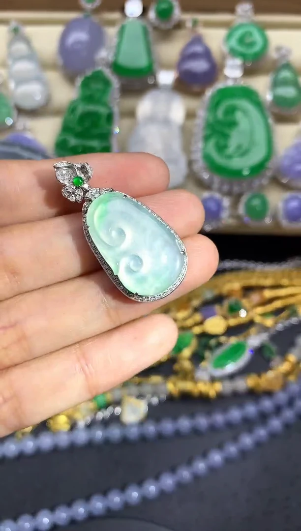 翡翠18K金镶嵌颈饰279-中国好珍宝