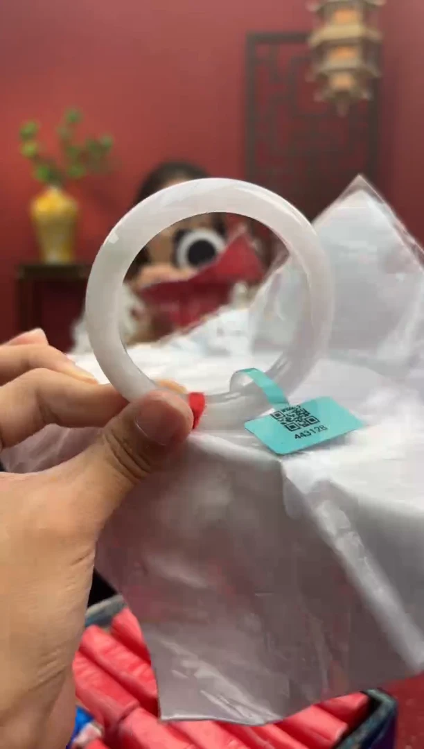 未镶嵌手镯翡翠翡翠手镯