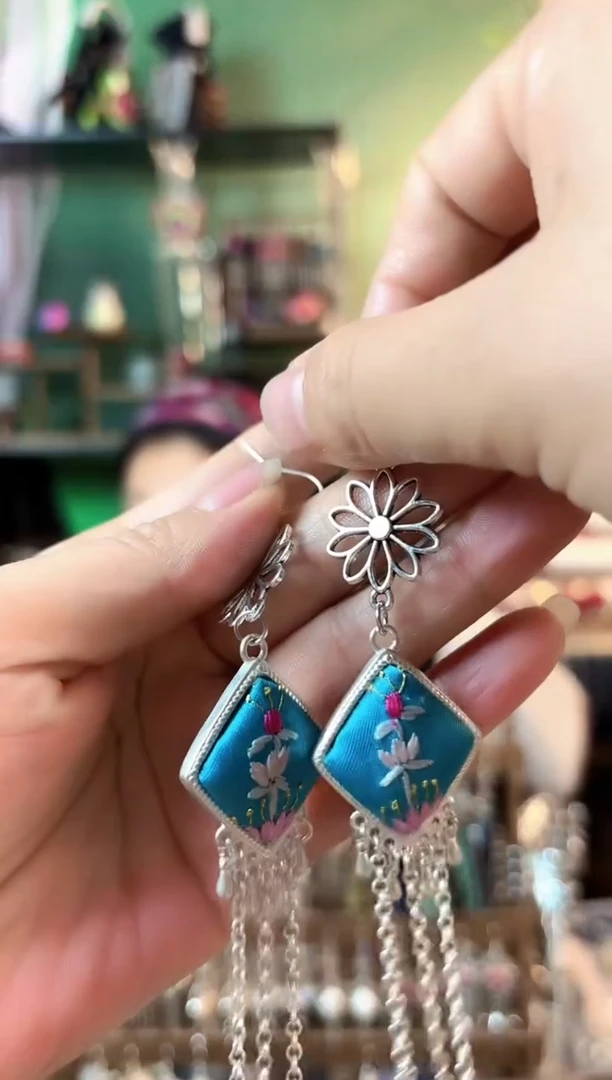 织绣彩云南阁非遗老绣644