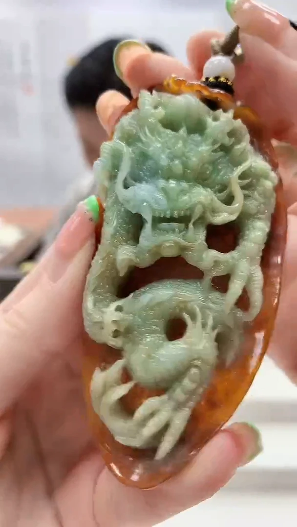 未镶嵌定制翡翠小****?4917ry-毛货挂件