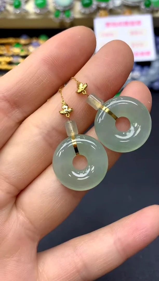 18K金镶嵌翡翠耳饰107-中国好珍宝