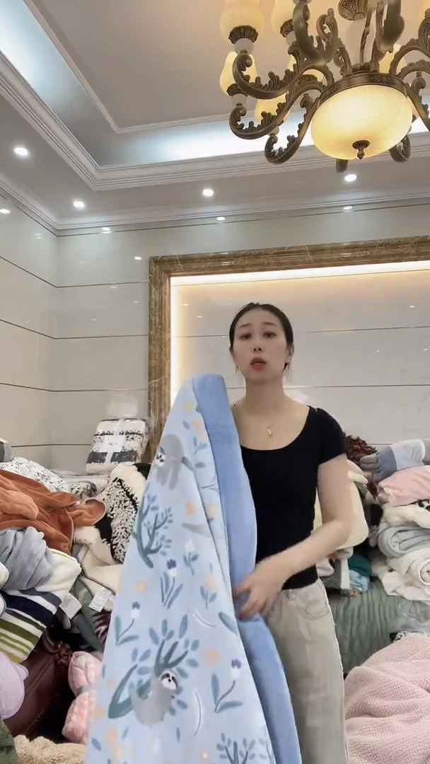 水貂毛150*200树懒被子