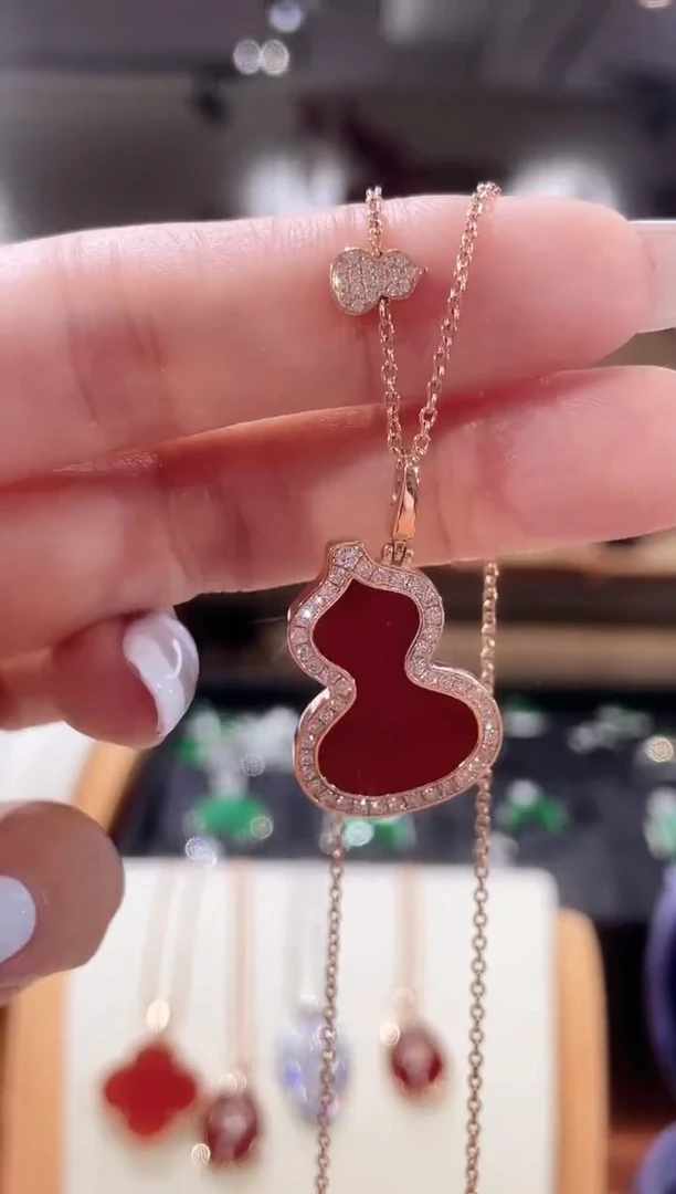 【闪购商品】钻石颈饰18K金镶嵌项链