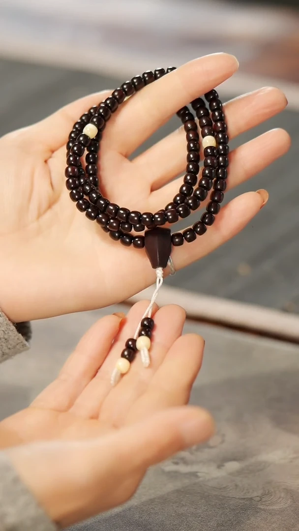 【闪购商品】檀香紫檀（小叶紫檀）木雕老料5mm6mm108颗