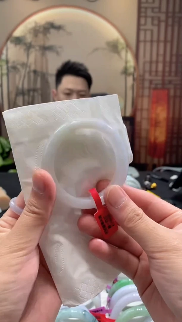 未镶嵌手镯翡翠000051907