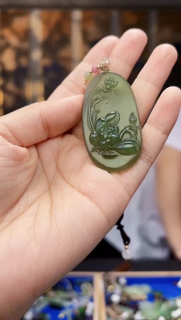 和田玉未镶嵌挂件拍一发一