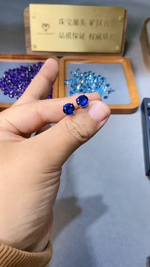 【闪购商品】蓝宝石耳饰银S925镶嵌354