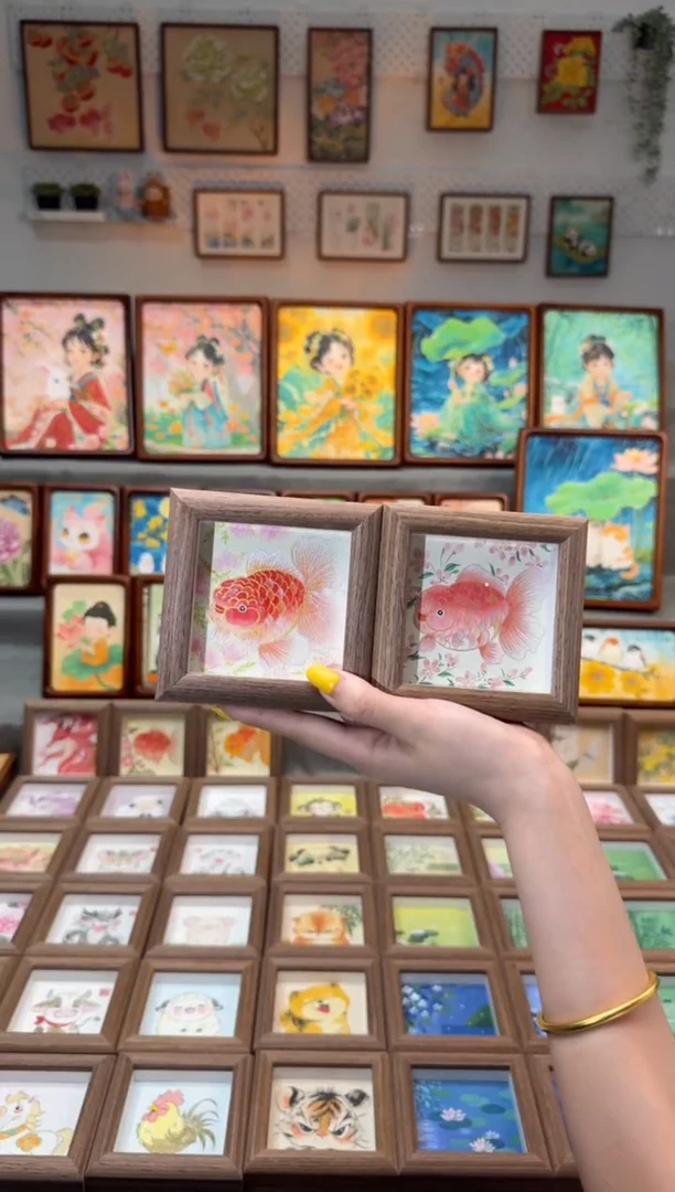 国画合欢金鱼 粉桃花金鱼 一组11