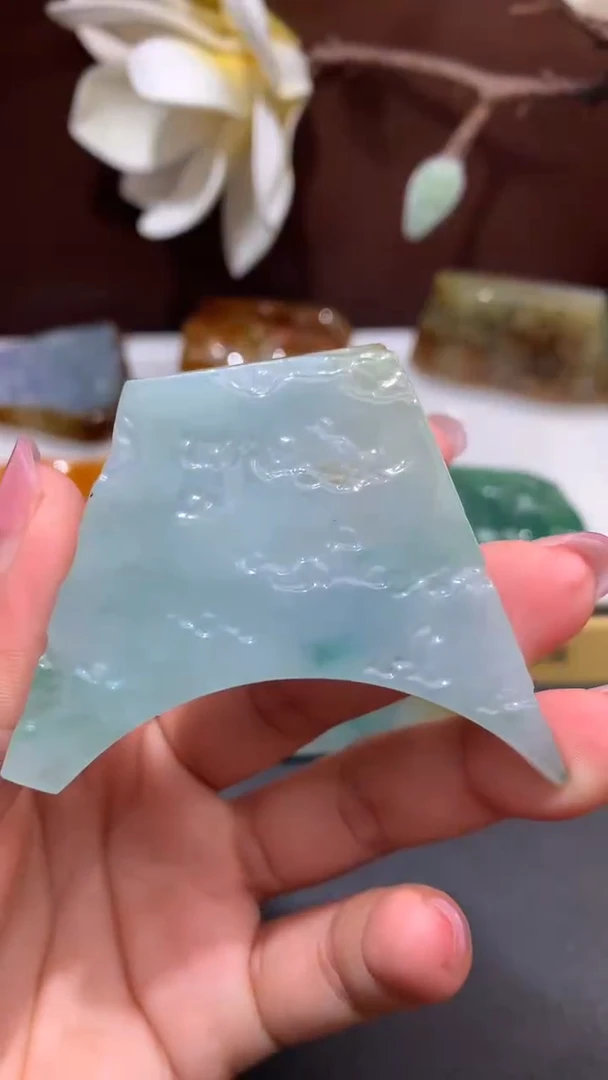 定制翡翠未镶嵌         山水牌  （含工费）