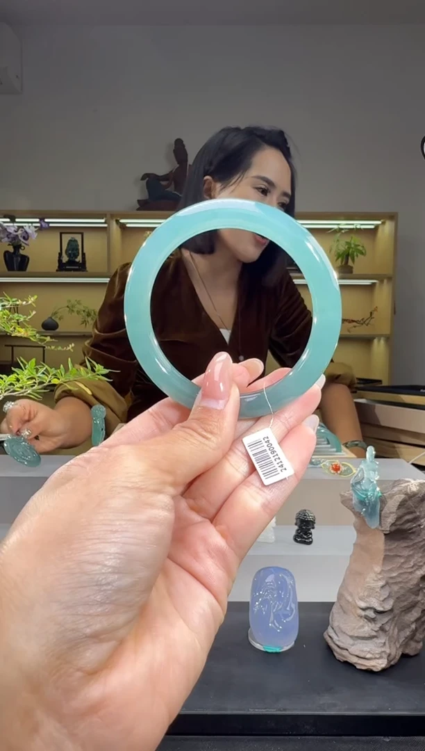 未镶嵌手镯翡翠56圈