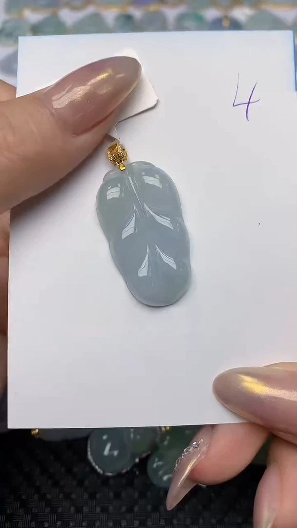 【闪购商品】翡翠颈饰18K金镶嵌天然翡翠A货