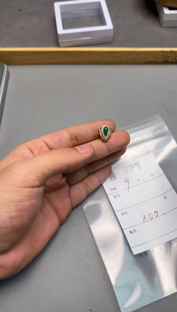 【闪购商品】绿松石珠宝奇石未镶嵌641464146414