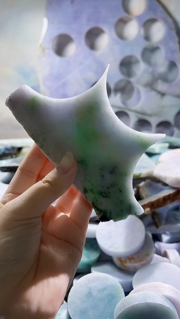 翡翠裸石缅甸翡翠A货晴8006