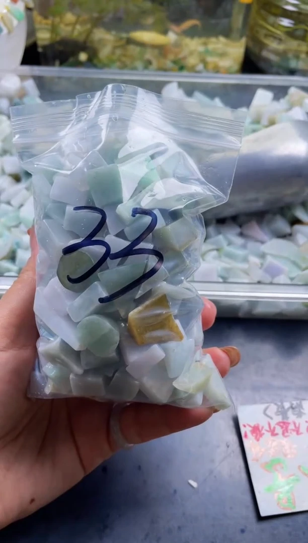 配石翡翠天然翡翠小号500克33