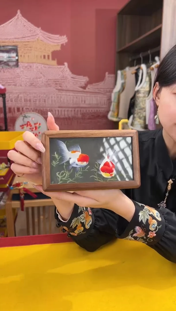 【闪购商品】刺绣方形小实木首饰盒