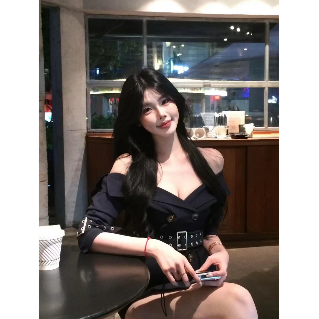 女装大开领翻领夹克新款饰腰带双排扣短风衣外套百搭显瘦短裤套装