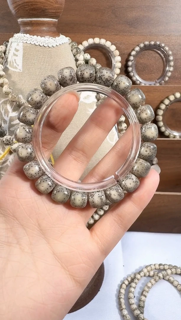 手串星月菩提绿冰星月菩提2005