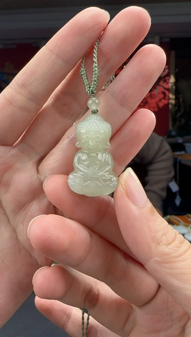 颈饰未镶嵌和田玉高冰晴宝宝佛