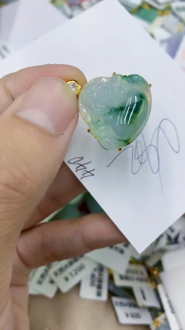 颈饰未镶嵌翡翠1111111111