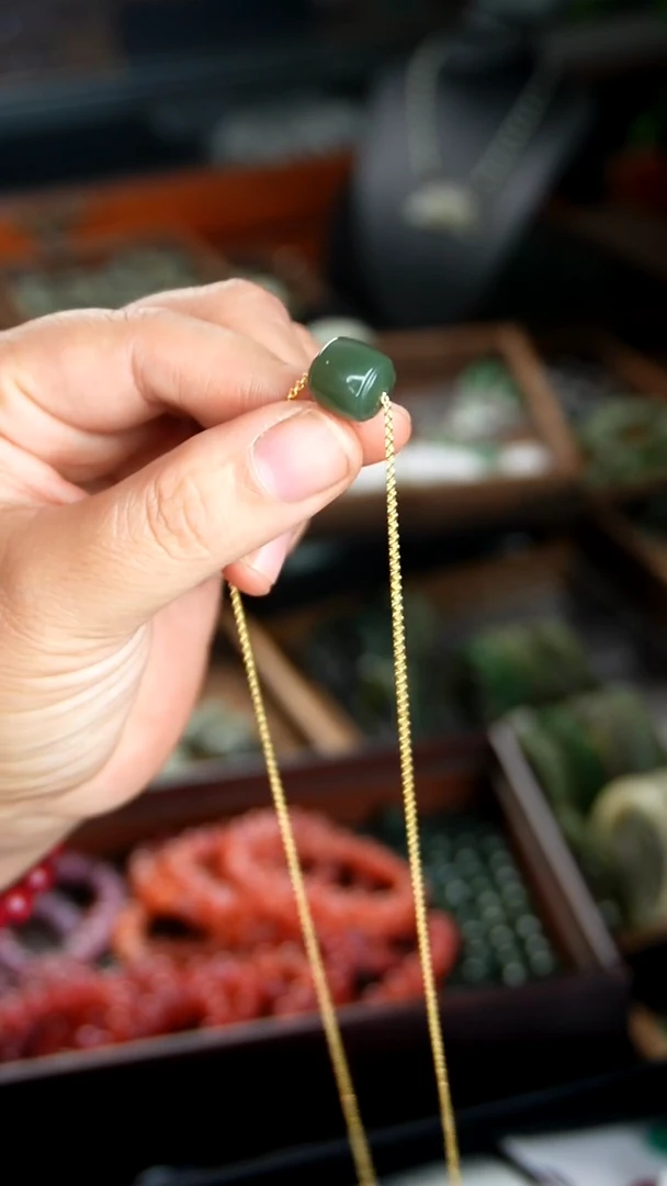 颈饰未镶嵌和田玉001