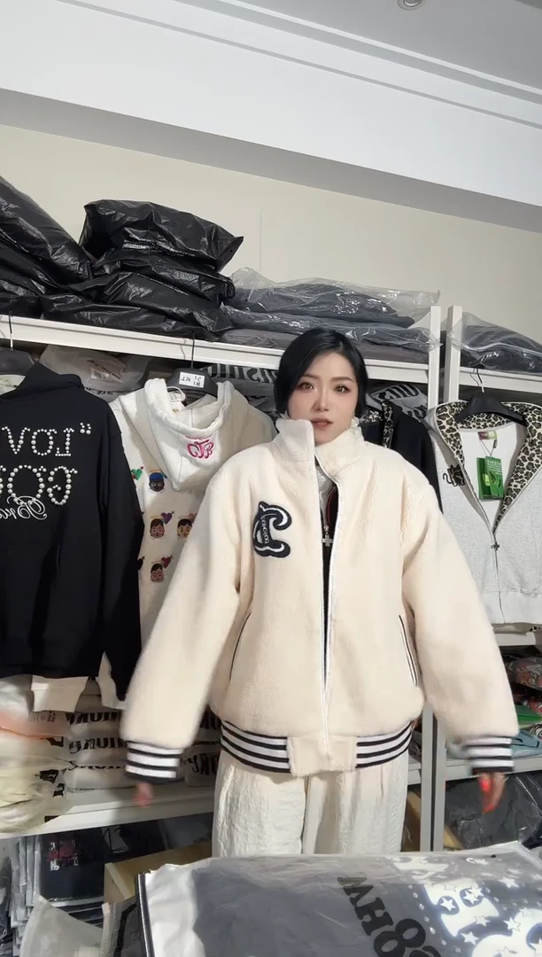 DSM羊羔毛白色棉袄S