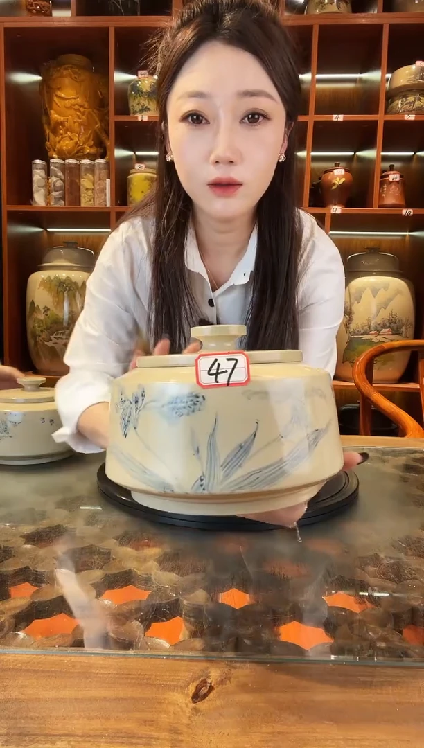 罐李正龙作品白泥茶罐@47