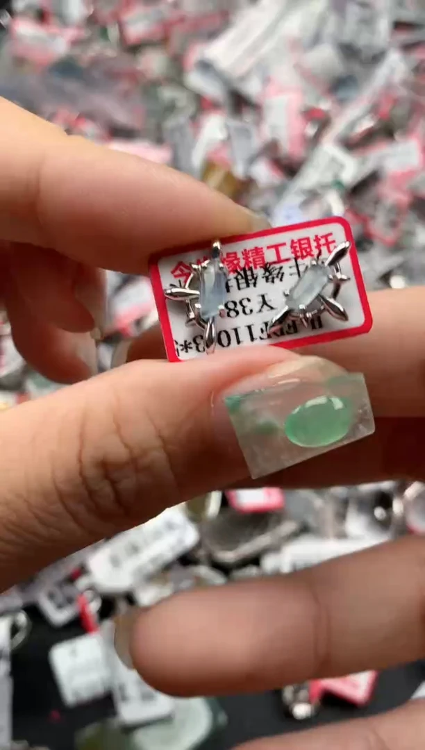 银S925镶嵌戒指翡翠天然A货缅甸翡翠