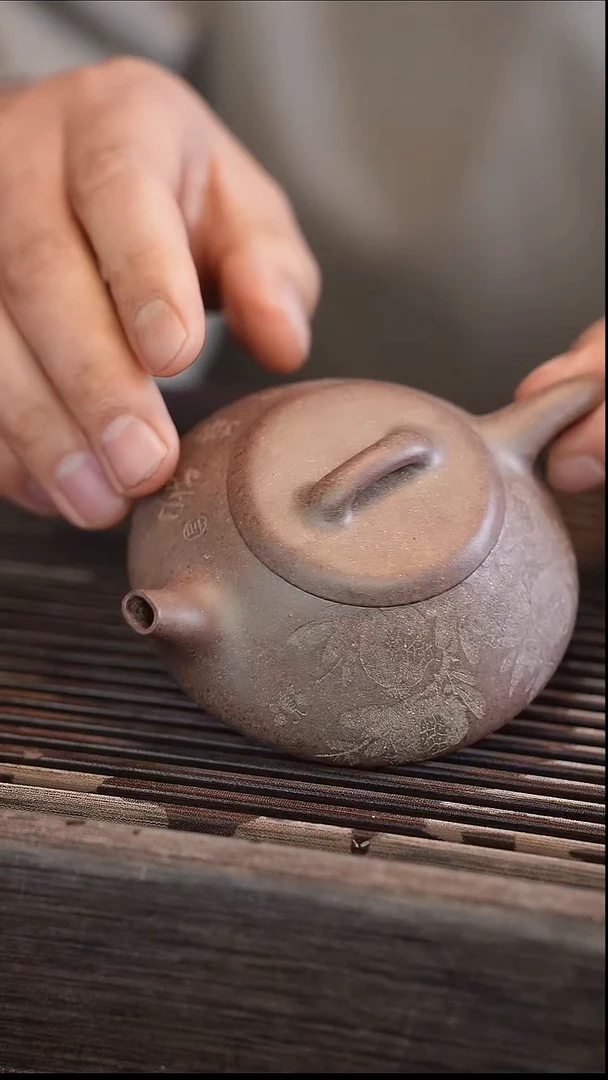 茶壶紫砂纳瓢 还原烧 半手工 雕刻 物华天宝 180cc
