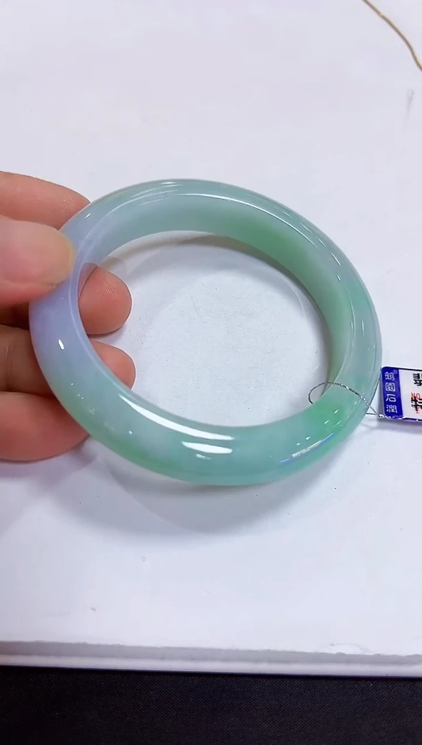 颈饰未镶嵌翡翠手镯58.8