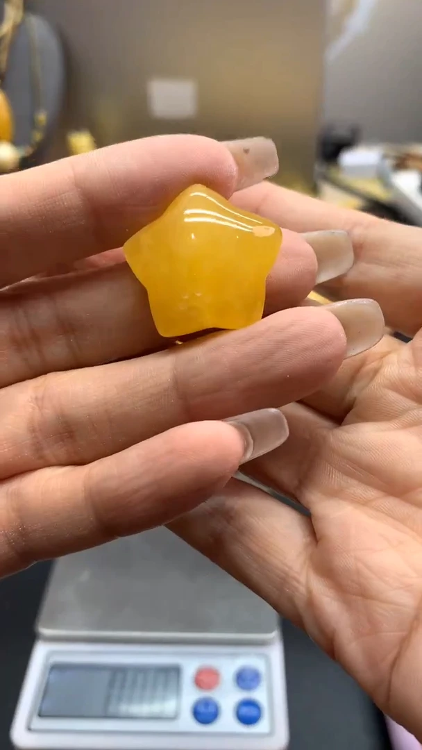 未镶嵌琥珀珠宝奇石2525