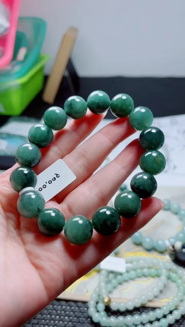 未镶嵌定制翡翠翡翠