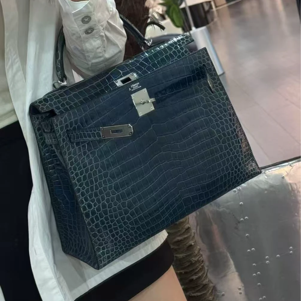 99新 Hermes/爱马仕 kelly32鸭子蓝银扣亮面倒V框I刻