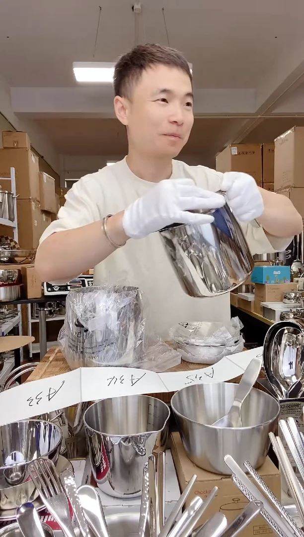 A31 微瑕卓德铭2L滤油壶（使用）